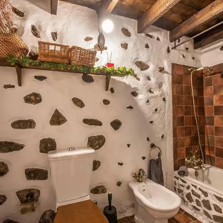 Casa El Herrero En Parque Rural Protegido Holiday home