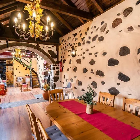 Casa El Herrero En Parque Rural Protegido * Teno