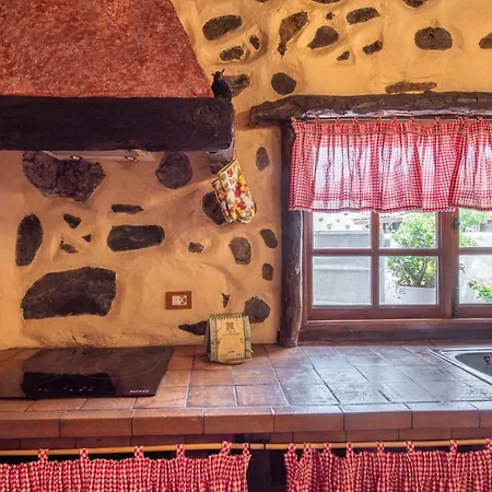 Casa El Herrero En Parque Rural Protegido