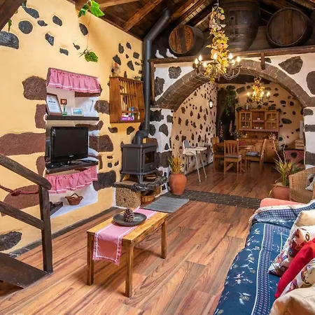 Casa El Herrero En Parque Rural Protegido